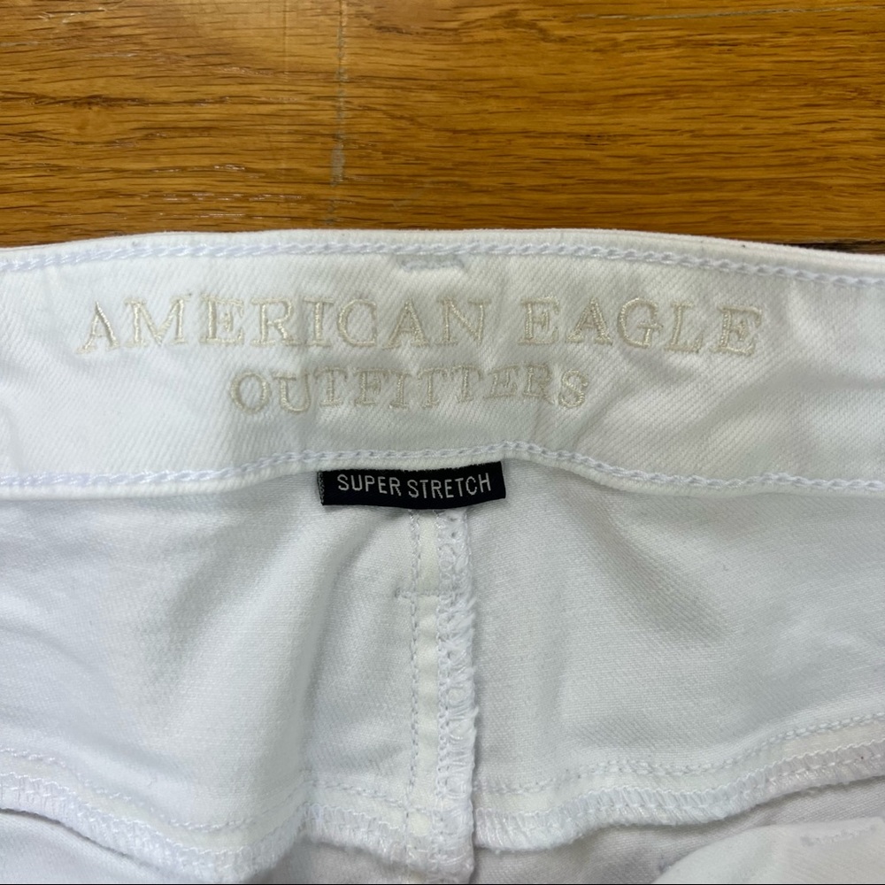 One of a kind American Eagle white super stretch cutoff jean shorts - Picture 7 of 9
